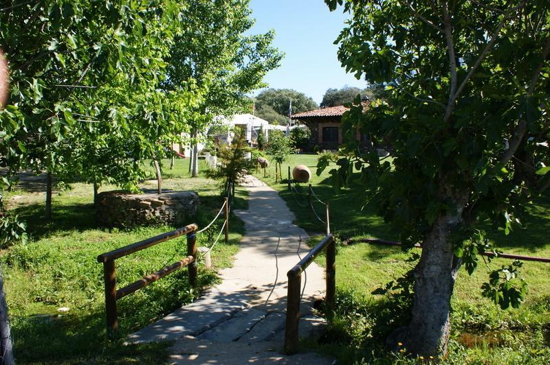 Готель Complejo Rural El Prado Logrosan Екстер'єр фото