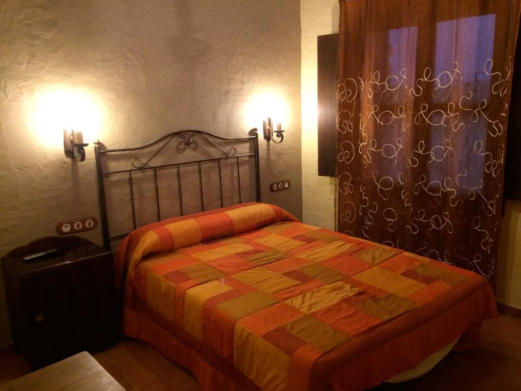 Готель Complejo Rural El Prado Logrosan Екстер'єр фото