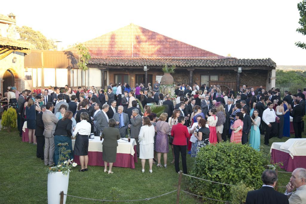 Готель Complejo Rural El Prado Logrosan Екстер'єр фото