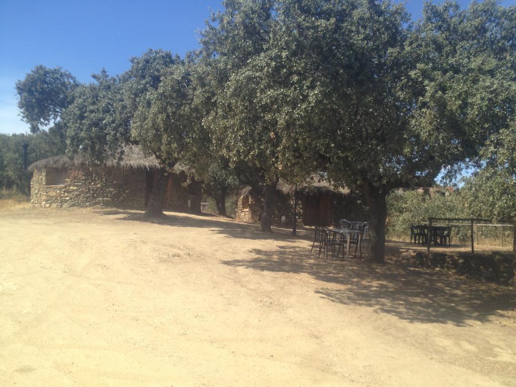 Готель Complejo Rural El Prado Logrosan Екстер'єр фото